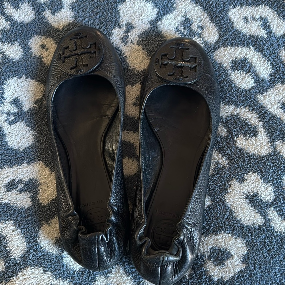 Like new Tory Burch ballet flats black 7.5